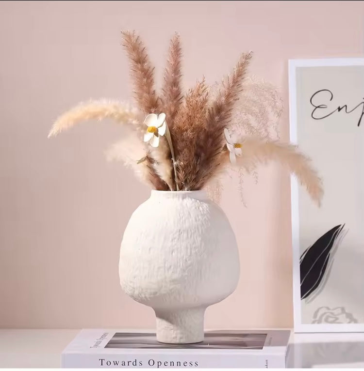 Handgefertigte Keramikvase Hana