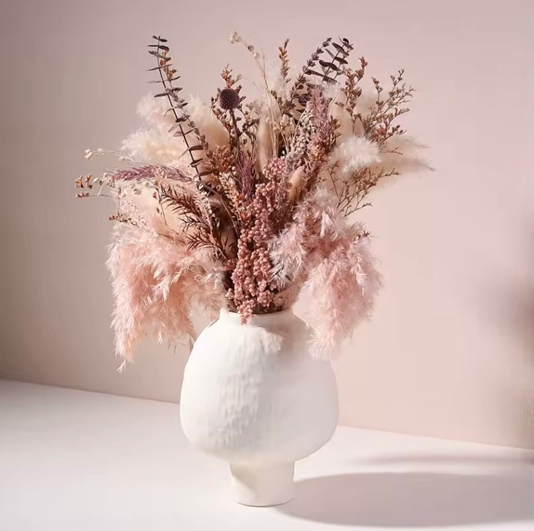 Handgefertigte Keramikvase Hana