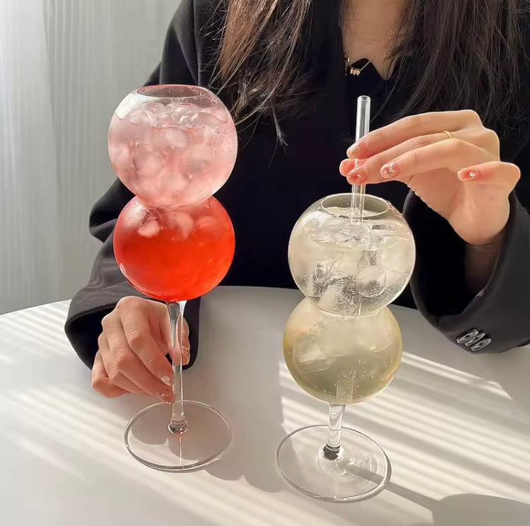 Elora Glas – Ästhetisches Cocktailglas in Bubble-Form