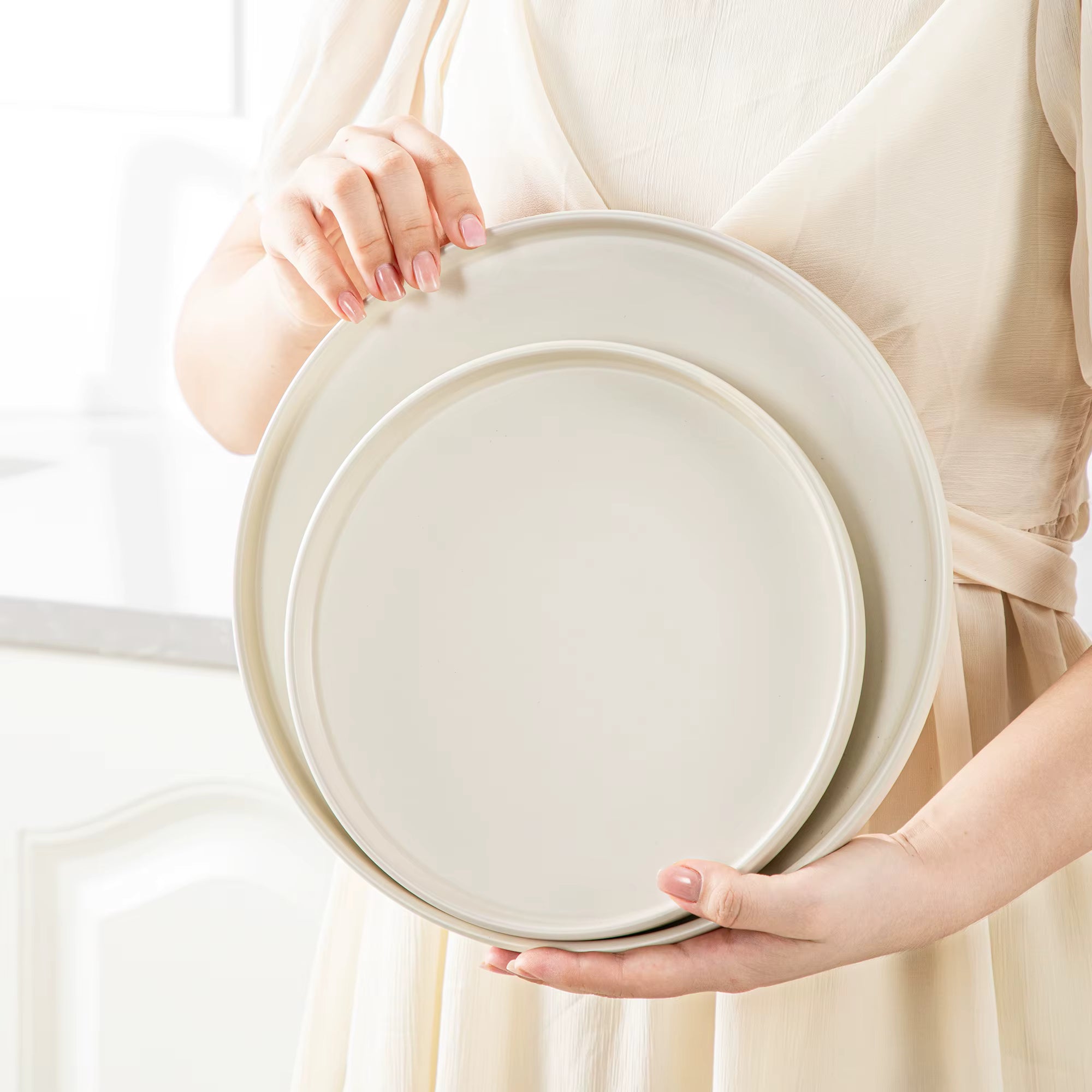 Vise 12/24-teiliges Geschirrset in Cremeweiß